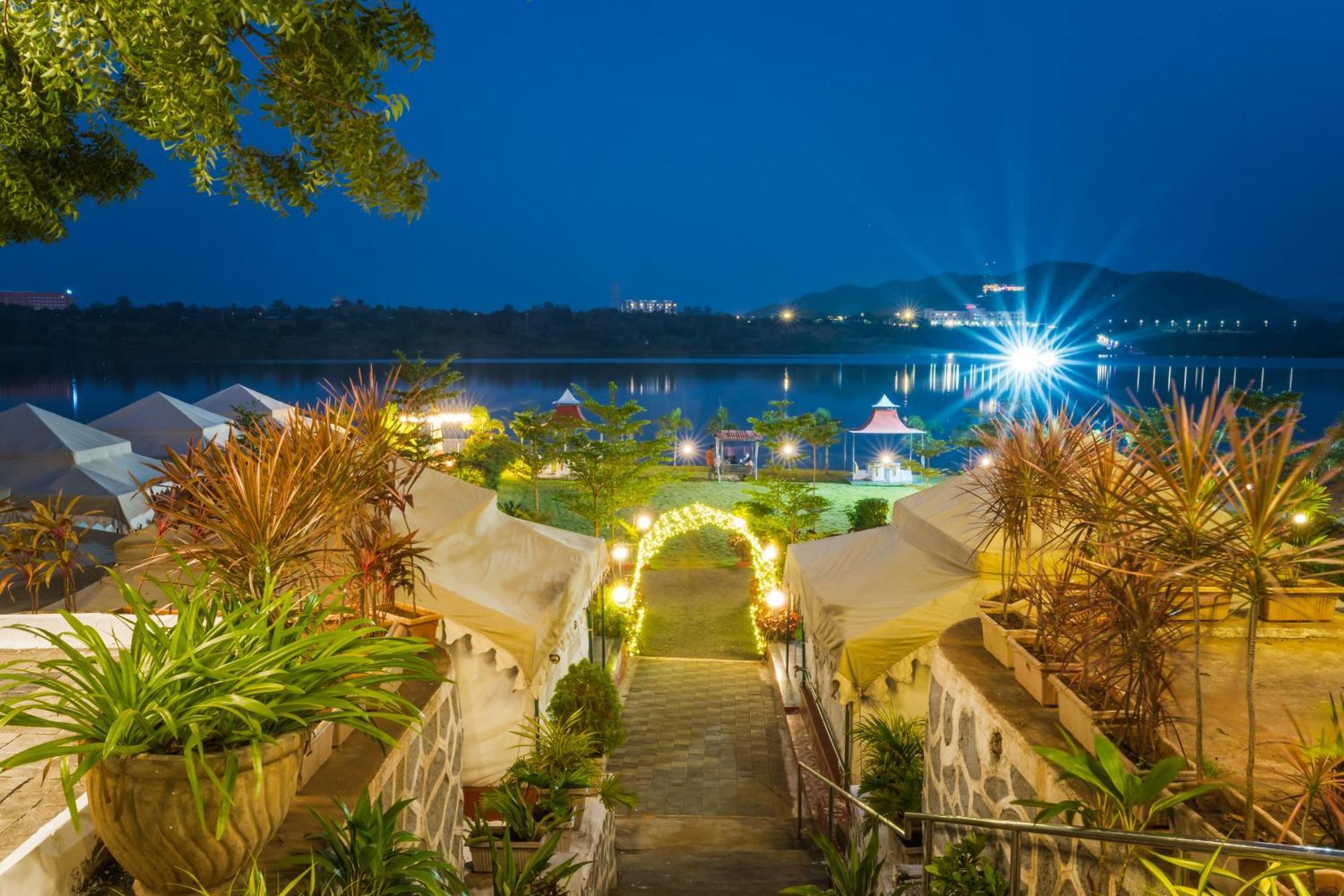 Riverview Tent Resort Kevadia Exterior foto
