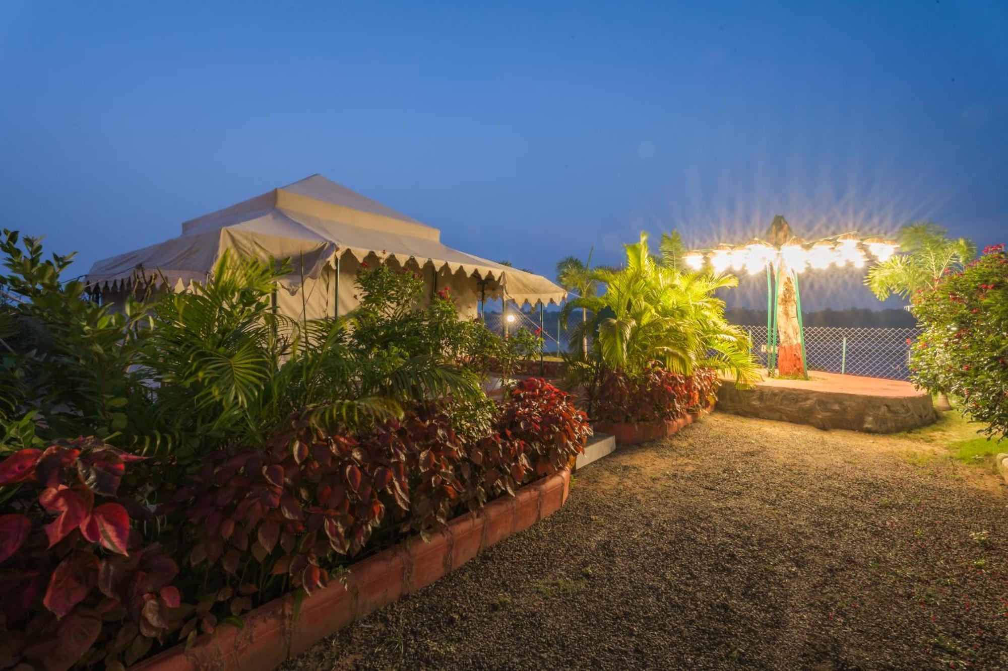 Riverview Tent Resort Kevadia Exterior foto