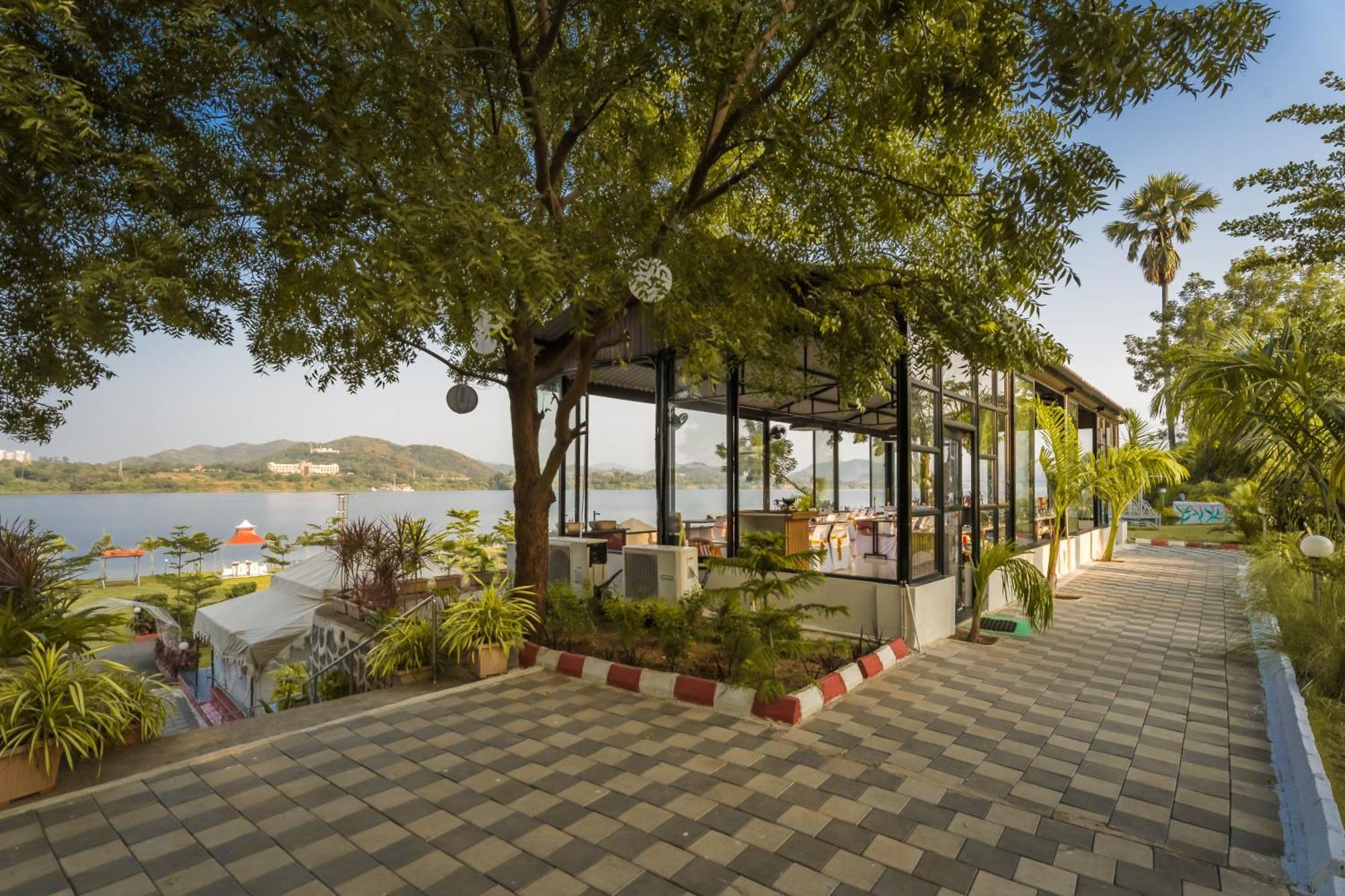 Riverview Tent Resort Kevadia Exterior foto