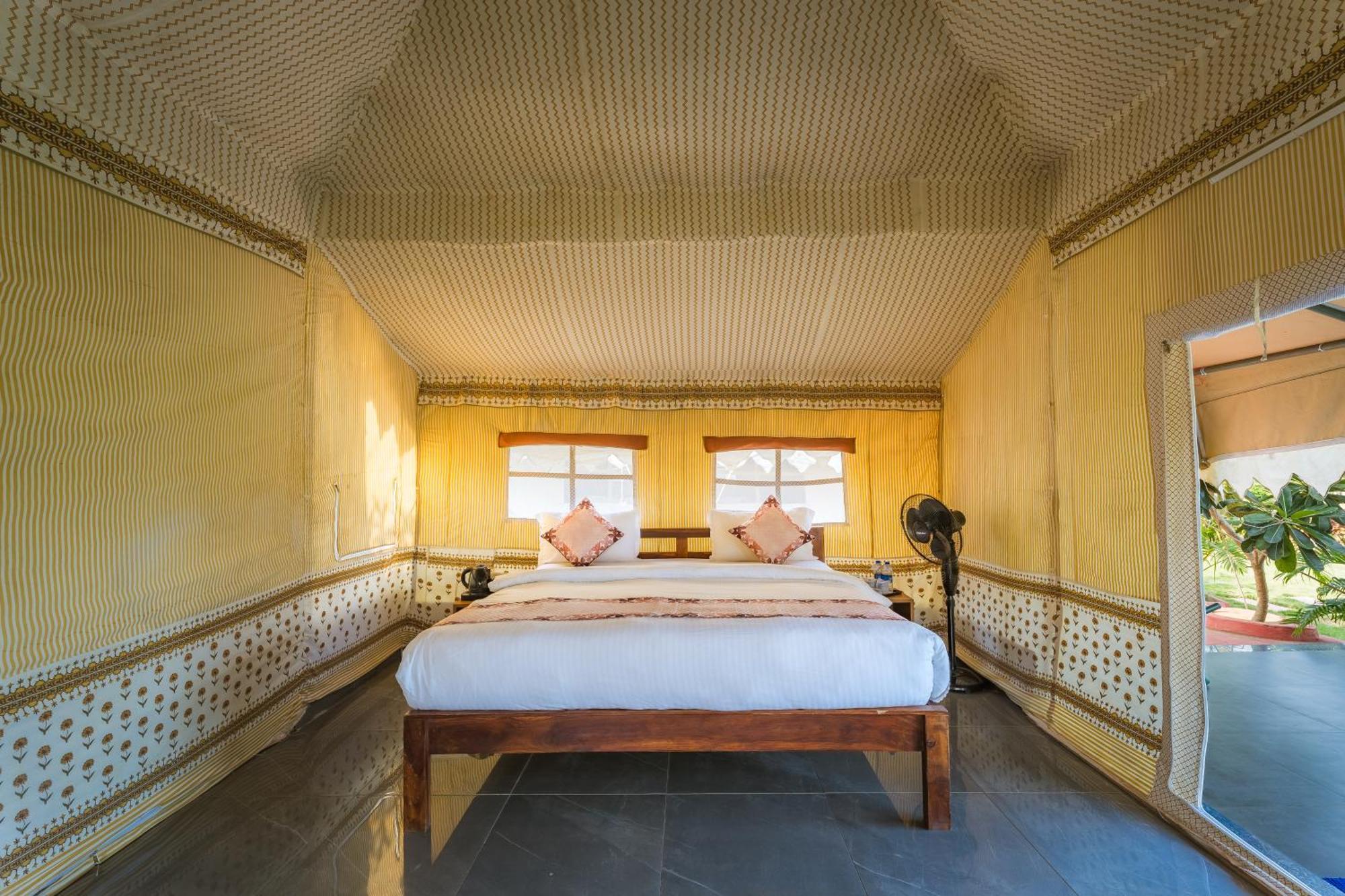 Riverview Tent Resort Kevadia Quarto foto